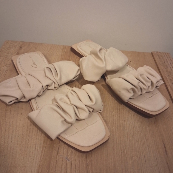 Circus NY Sam Edelman Ivory Iggy Ruched Slide Sandals Size 6.5 - Picture 1 of 4
